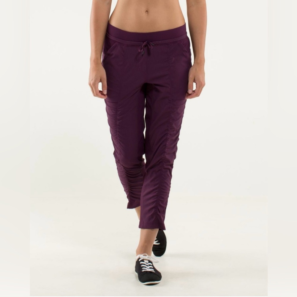 lululemon Street To Studio Crop dance studio 4 plum